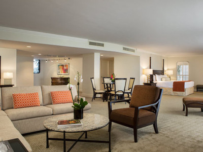tower suite turnberry isle living area